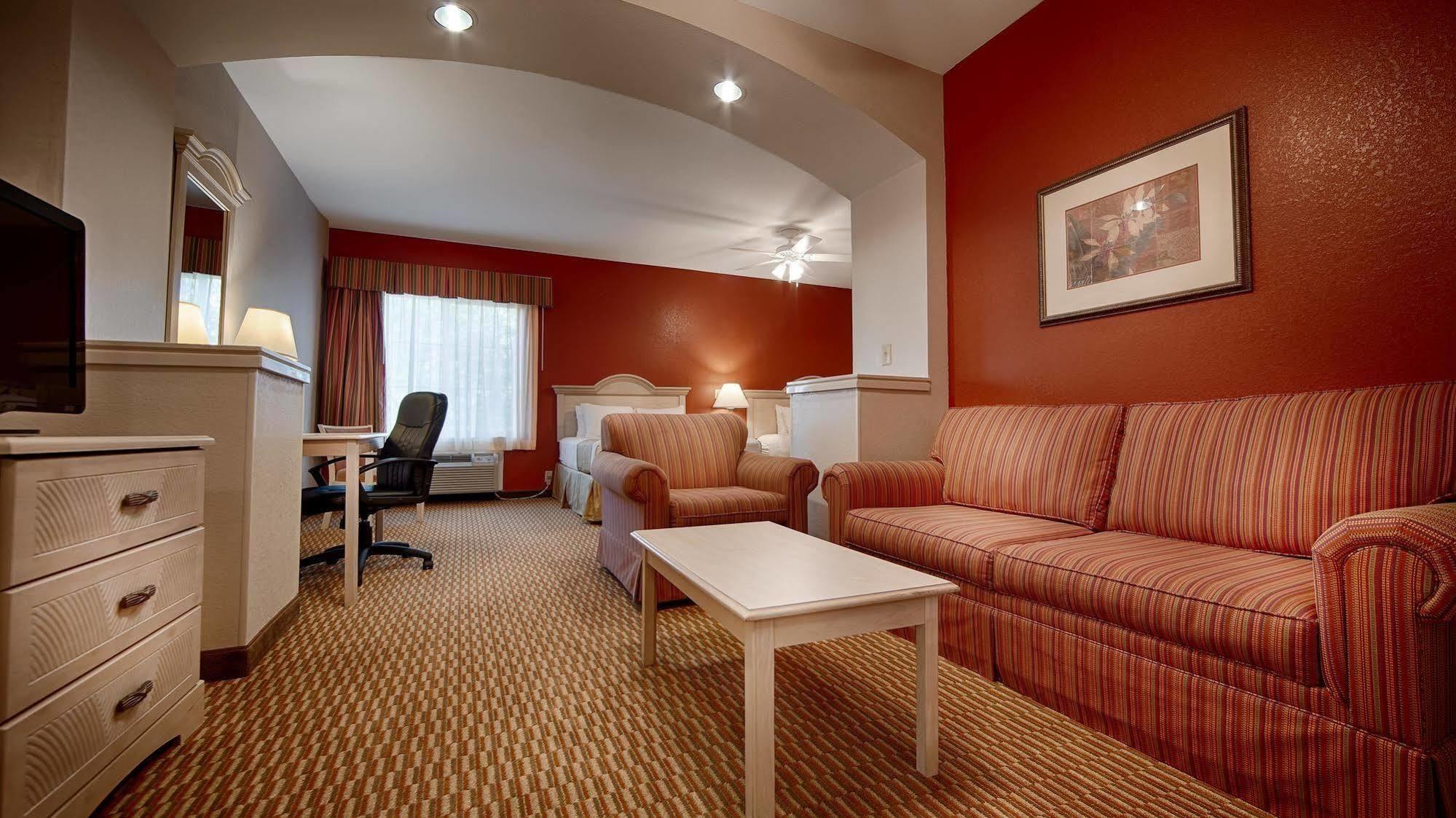 Best Western Palo Duro Canyon Inn & Suites Exterior photo